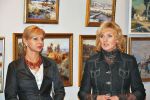Тетяна Іщенко (зліва) та Галина Мінаєва на відкритті виставки